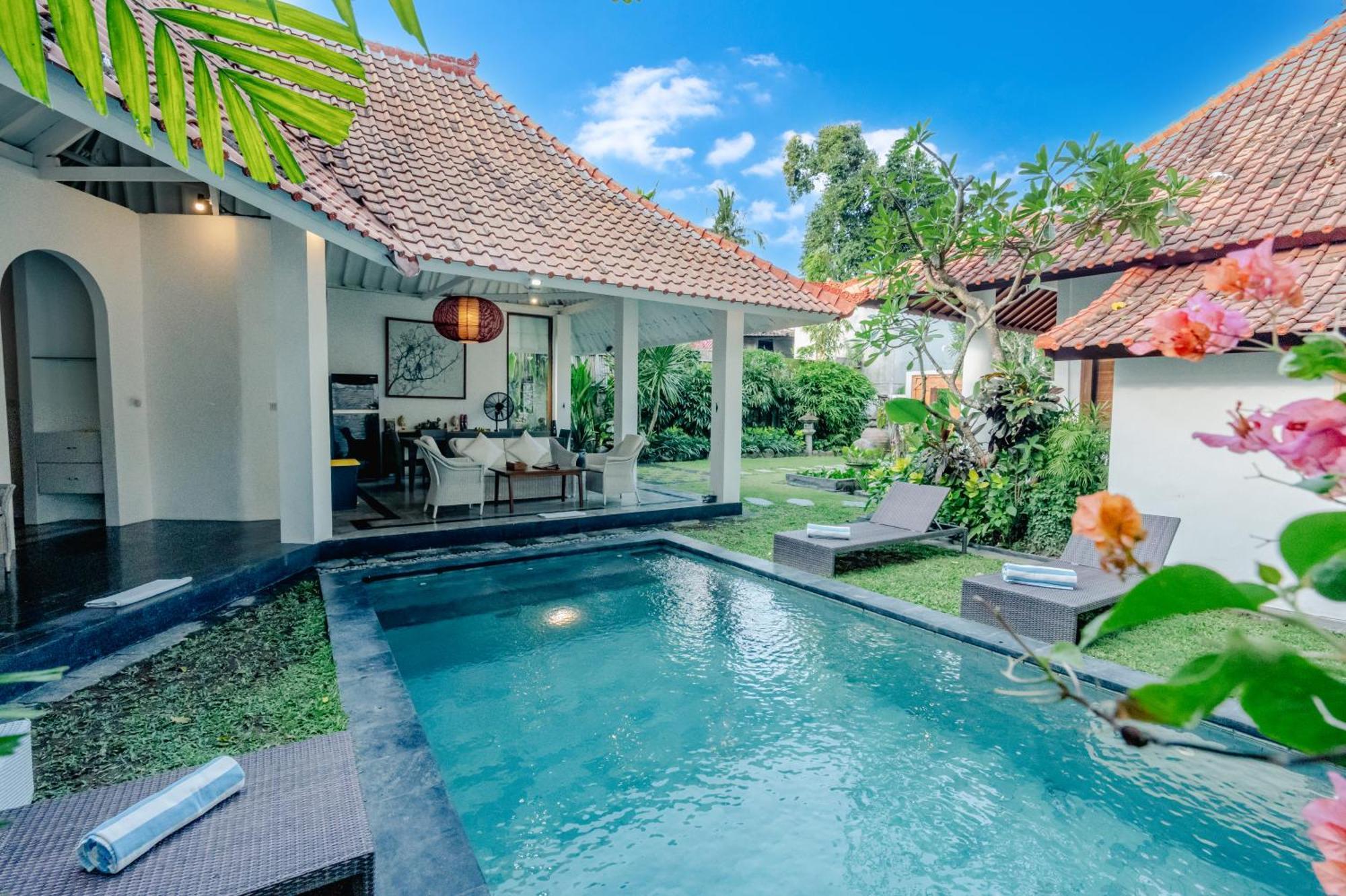 Villa Etnik Seminyak מראה חיצוני תמונה