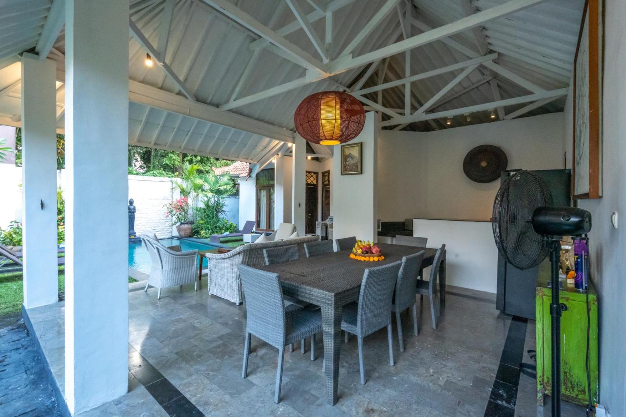 Villa Etnik Seminyak מראה חיצוני תמונה