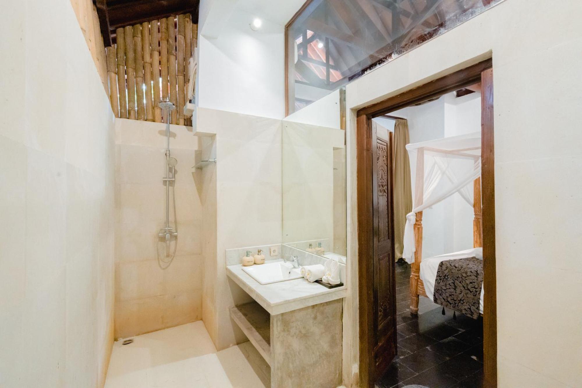 Villa Etnik Seminyak מראה חיצוני תמונה